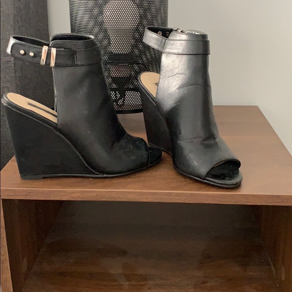 COPY - Size 7 wedge black leather heels
